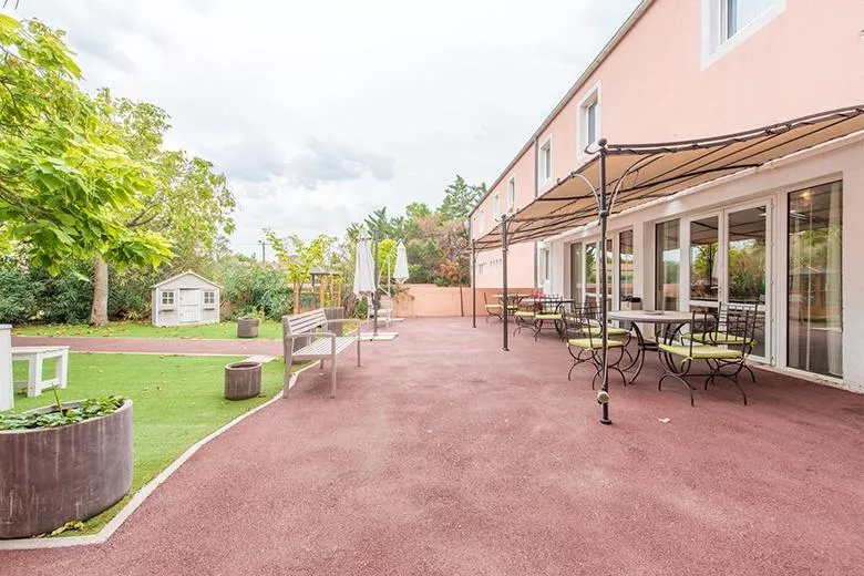 Maison De Retraite Ehpad Les Opalines A Chateauneuf Les Martigues 13 670 Logement Seniors Com