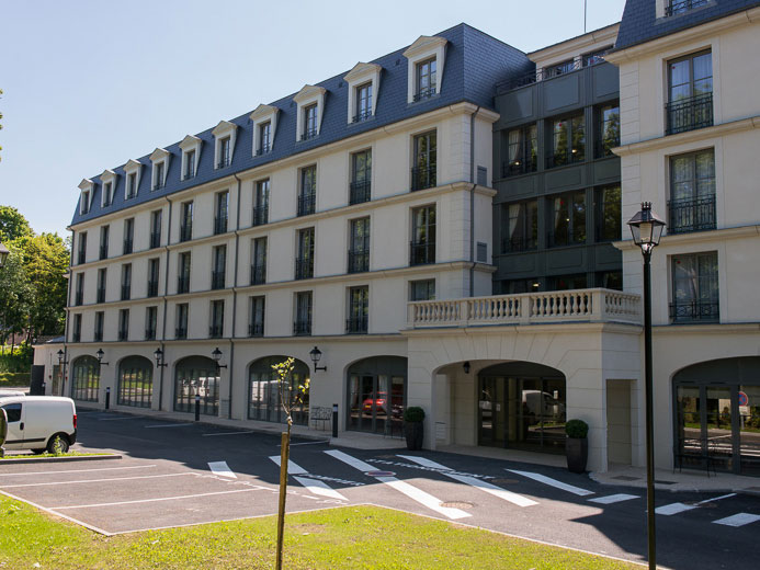 Maison de retraite Résidence Le Château De La Source à Nogentl'Artaud (02) 8264 Logement