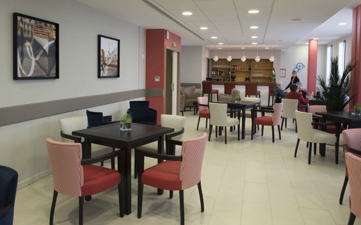 Résidence Services Seniors Domitys Le Ruban D Azur