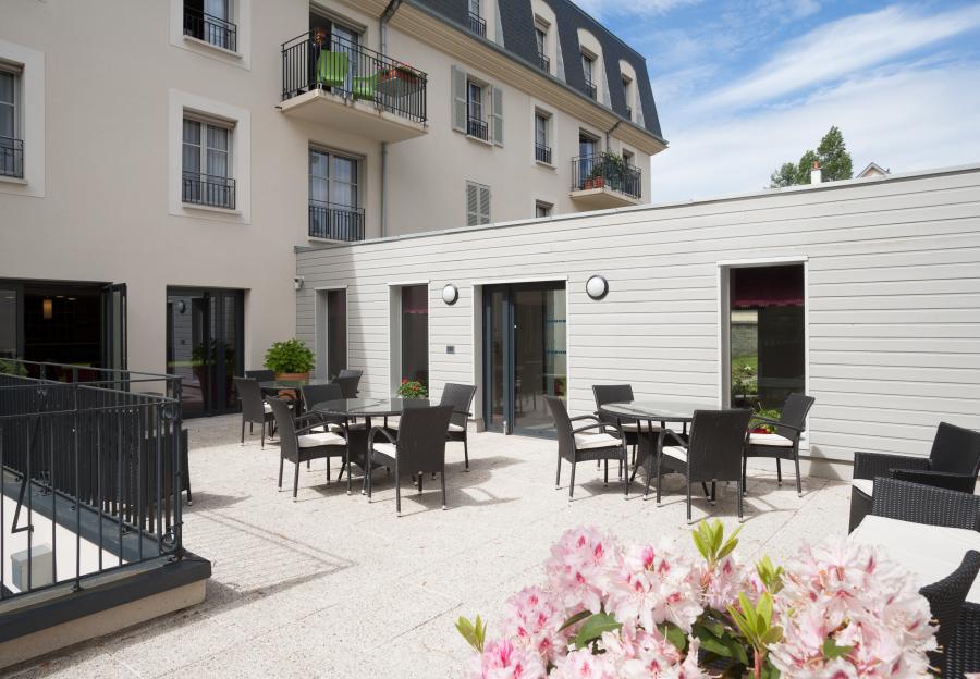 Résidence service à la location Les Essentielles L'Isle-Adam à L'Isle