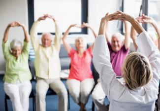 La médecine physique et de réadaptation adaptée aux seniors