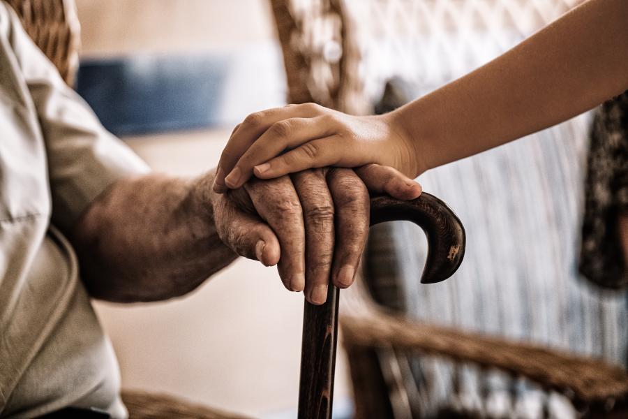 Smartcane : la nouvelle canne connectée est désormais commercialisée