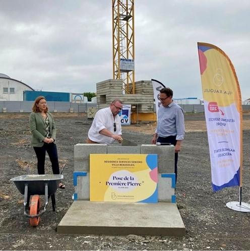 Pose de la première pierre de la future résidence Villa Beausoleil de Saint Gilles Croix de Vie