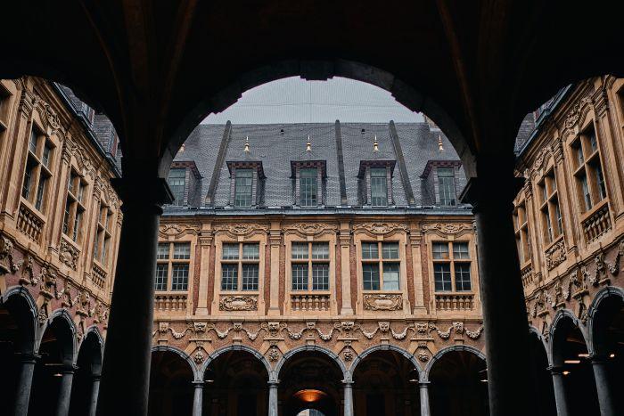 Trouver un EHPAD dans le Nord et l’Est : chaleur humaine et accompagnement de qualité