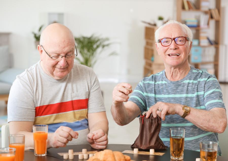 Les personnes âgées sont de plus en plus placées en établissement
