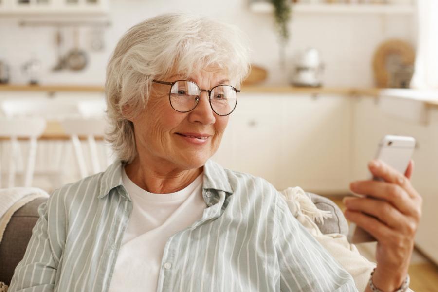 Les seniors de plus en plus connectés