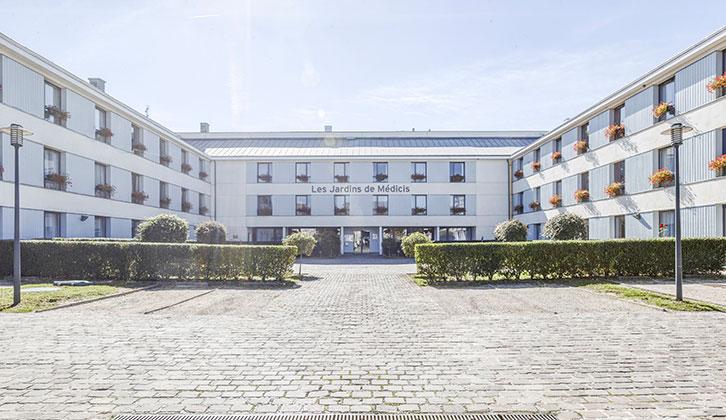 LES JARDINS MEDICIS