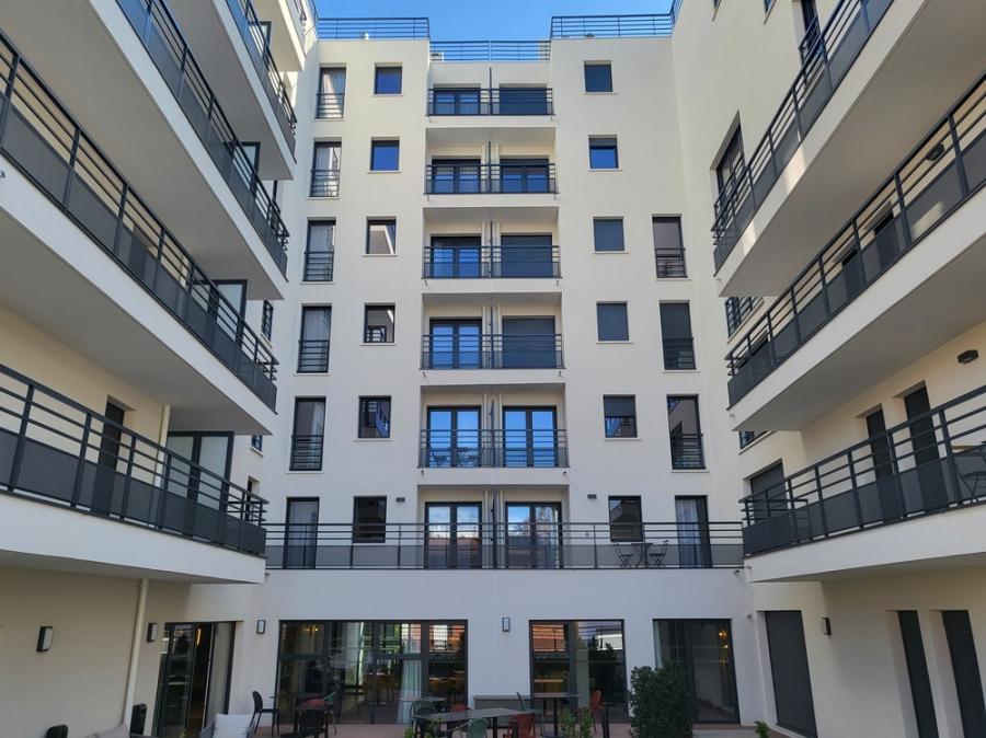 Nohée Issy-les-Moulineaux - Médiathèque