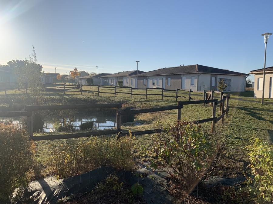 Village Seniors de Buzançais, maison-appart avec terrasse privée et parking  du T2 au T4