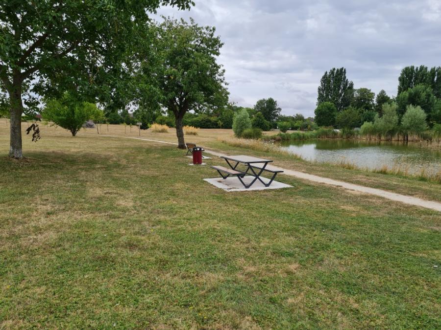 Village Séniors de Vatan, 27 maison-appart avec terrasse privée et parking ,T2 au T4