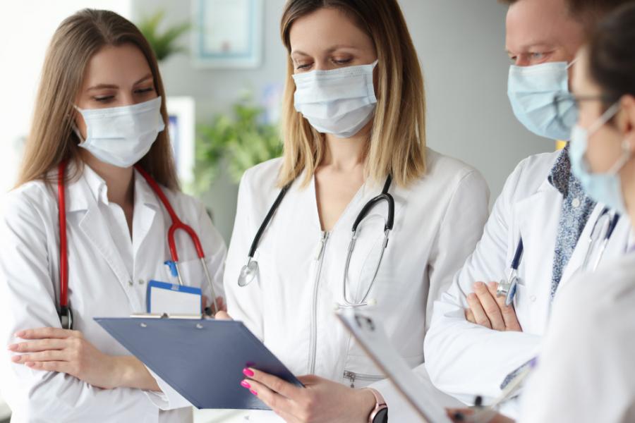 L'équipe médicale en EHPAD