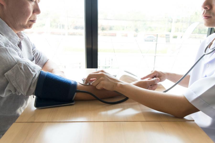 Seniors : comment choisir son médecin traitant ?