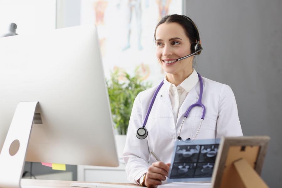 La télémédecine au service des personnes âgées