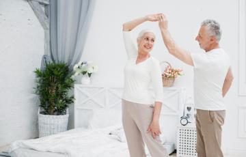 Thé dansant à la résidence services seniors Espace & Vie Rennes Bellangerais